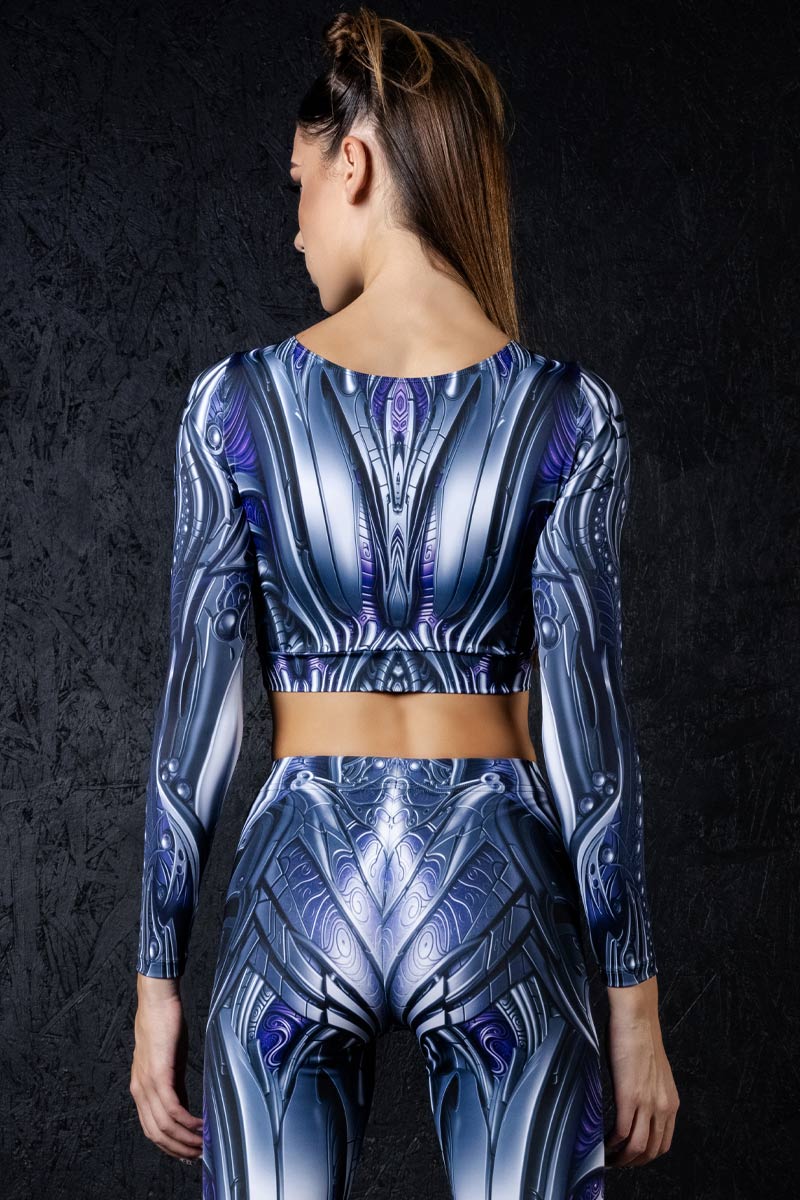 silversteel-warrior-long-sleeve-crop-top-back-view