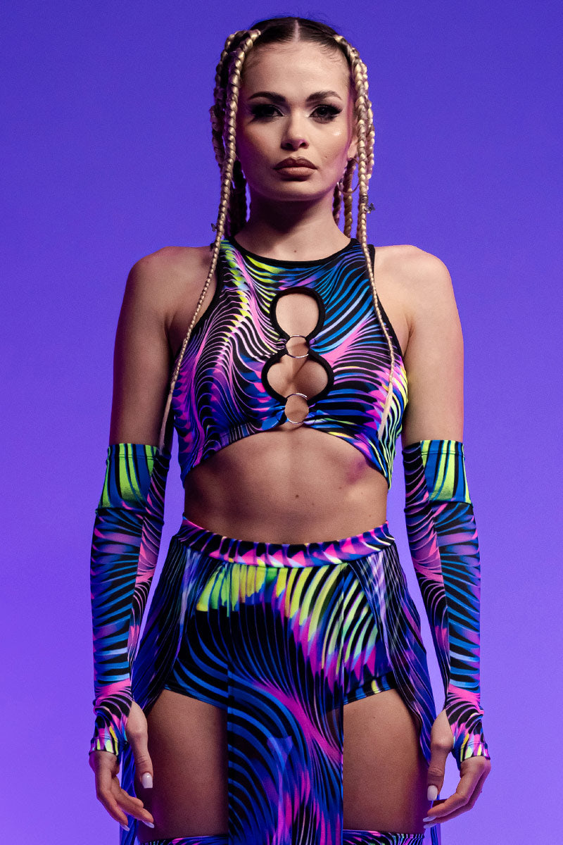 trippy-sound-wave-o-ring-crop-top-uv-close-front-view