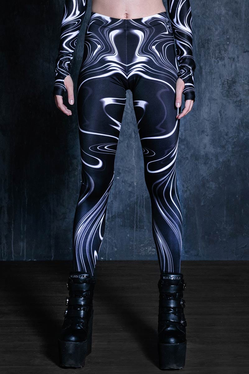 http://devilwalking.com/cdn/shop/products/black-marble-leggings-close-view.jpg?v=1625139397