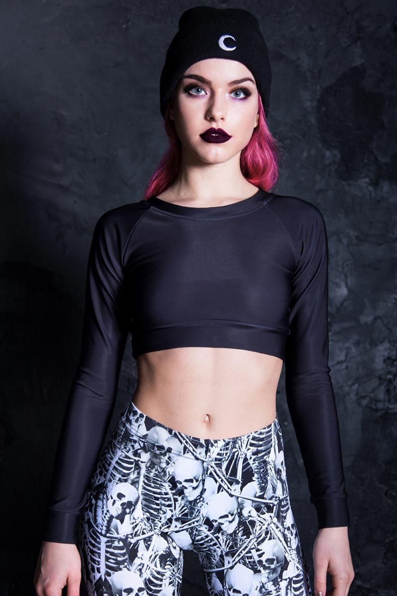 black-cropped-sweater