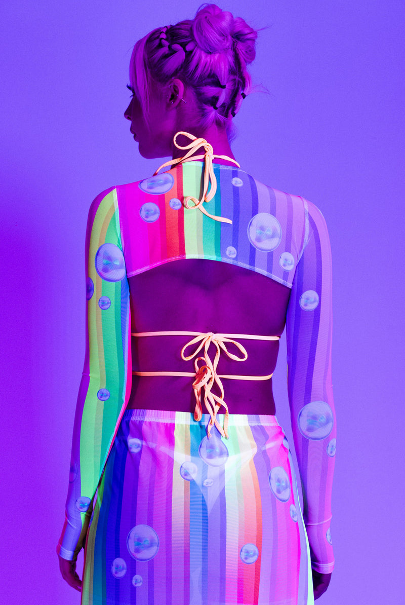 bubble-trouble-two-piece-top-back-view-uv