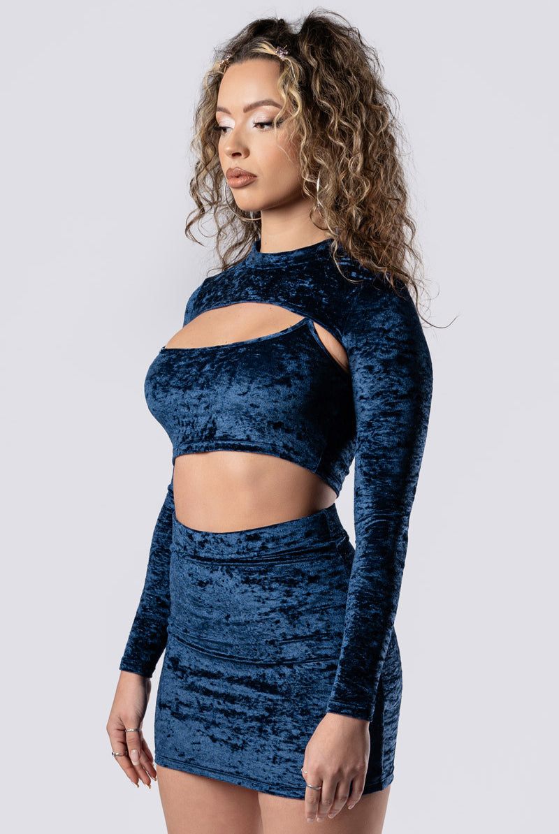 cosmic-indigo-mini-skirt-blue-velvet-close-side-view