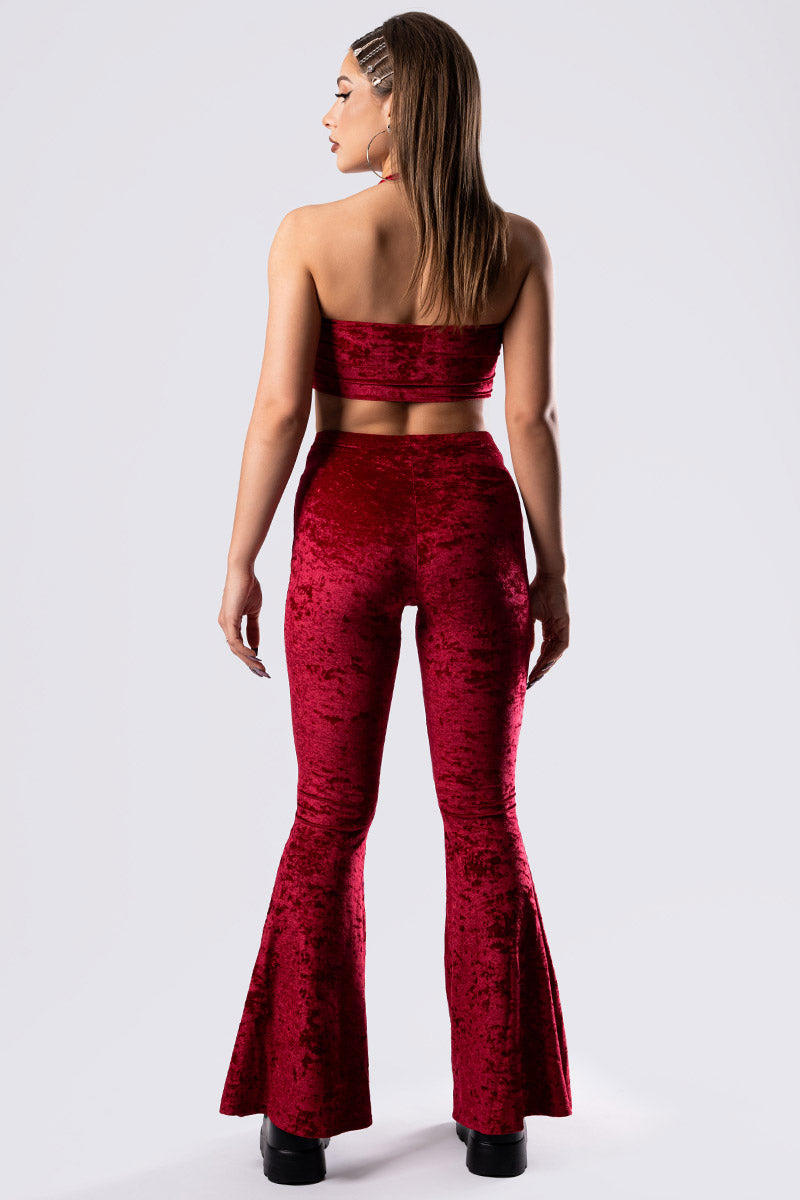 crimson-kiss-flare-pants-set-red-velvet-back-view_e79b0f28-6569-4ef6-a663-a38441f9e0de