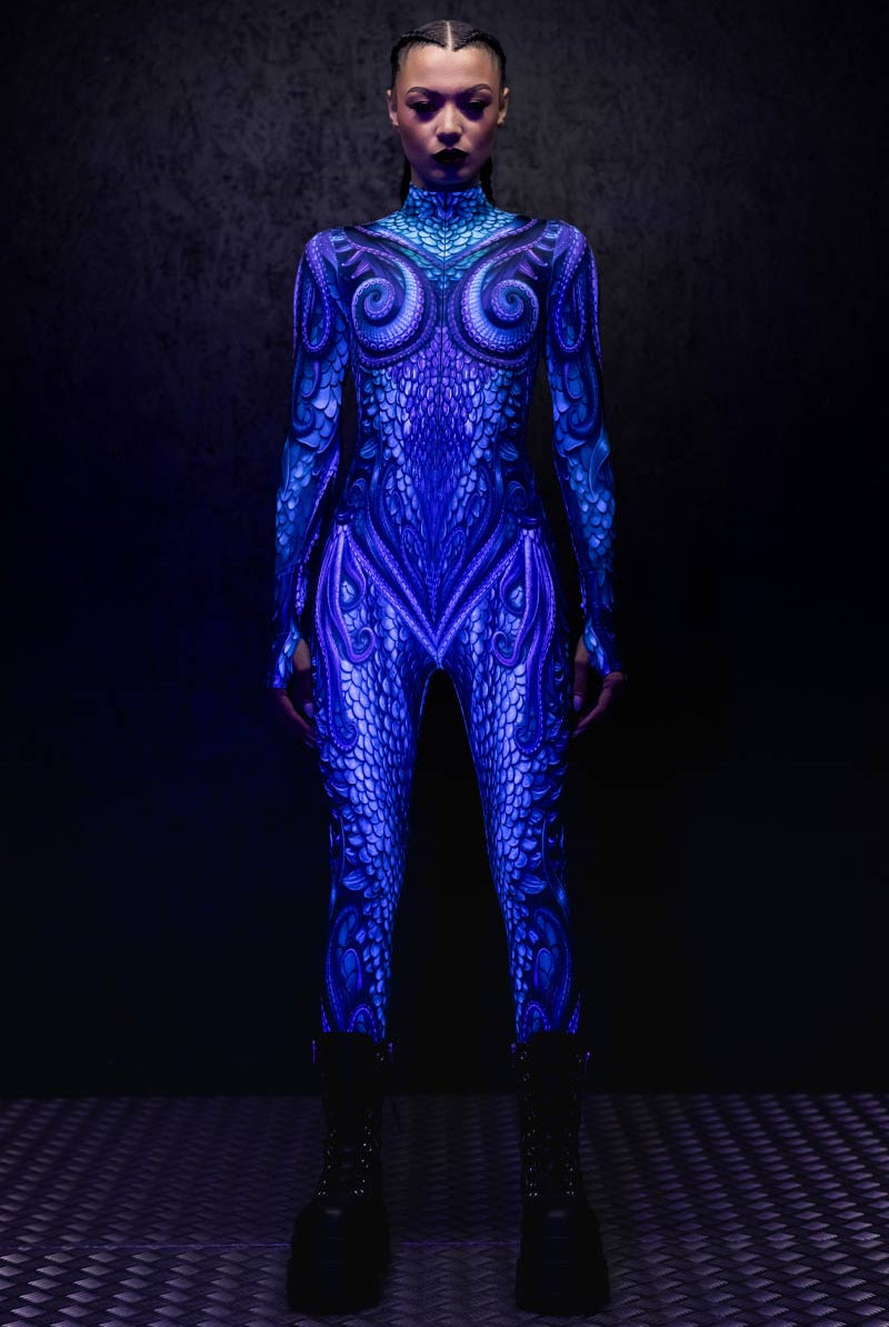 dark-siren-costume-front-view-uv
