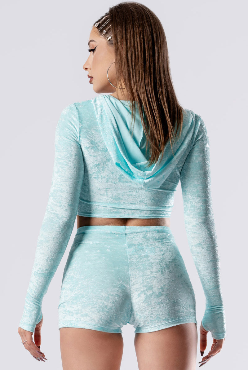 daydream-lace-up-shorts-set-back-view
