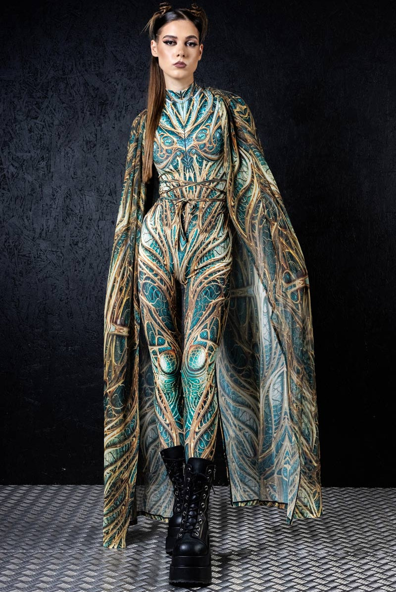 elf-majesty-costume-with-wings-full-view