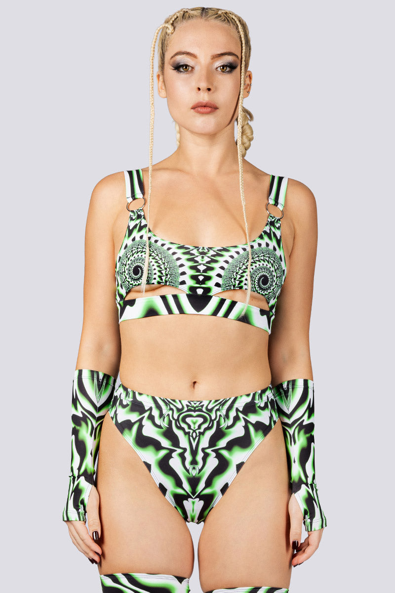 Energy Flow O-Ring Underboob Cutout Crop Top Close Front View