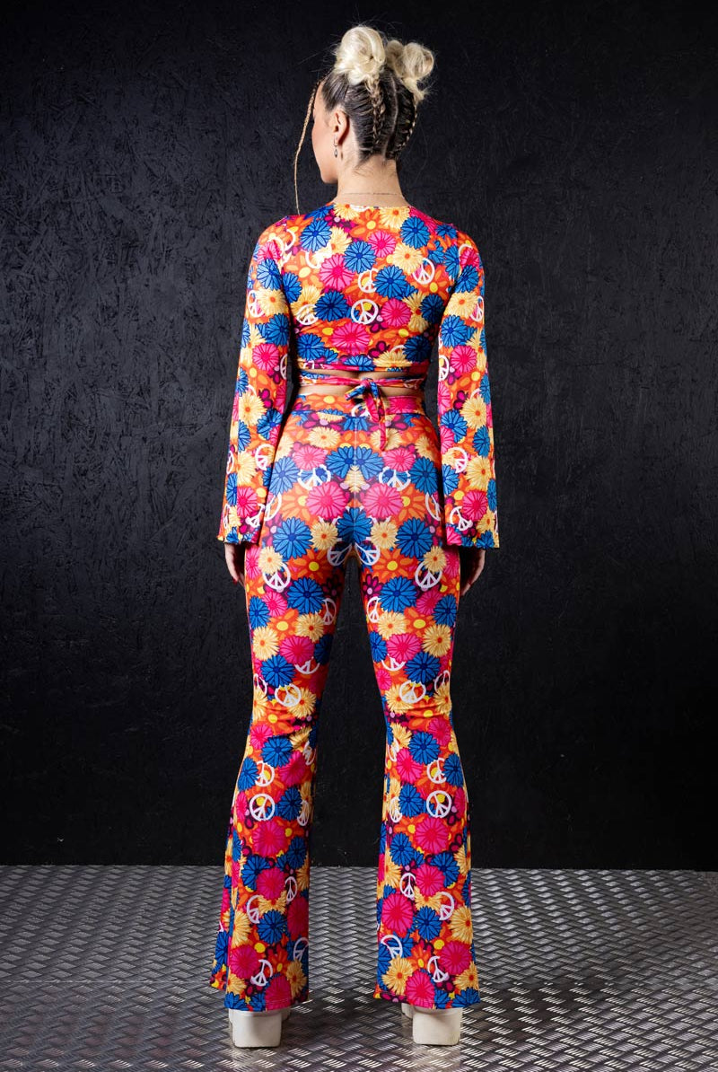 hippie-long-sleeved-tie-knot-crop-top-back-view