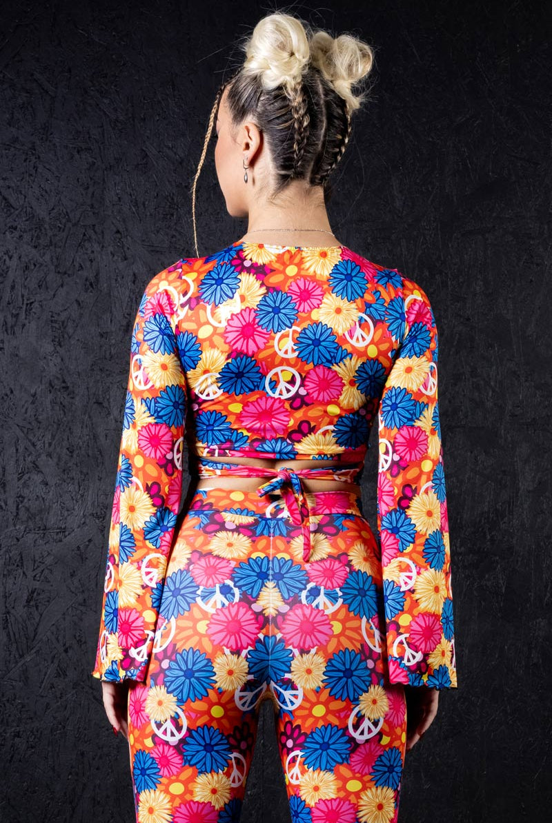 hippie-long-sleeved-tie-knot-crop-top-close-back-view