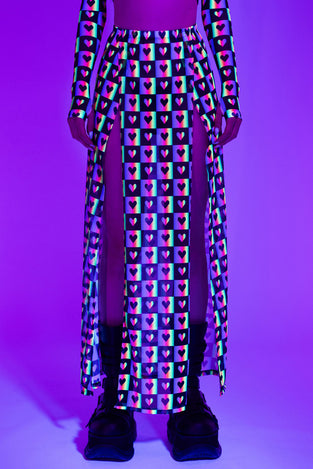 love-game-mesh-skirt-close-view-uv