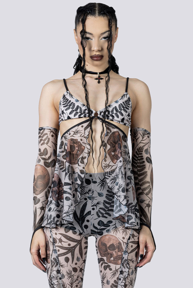 Memento Bloom Ruffle Pants Setclose Up Gothic Outfits