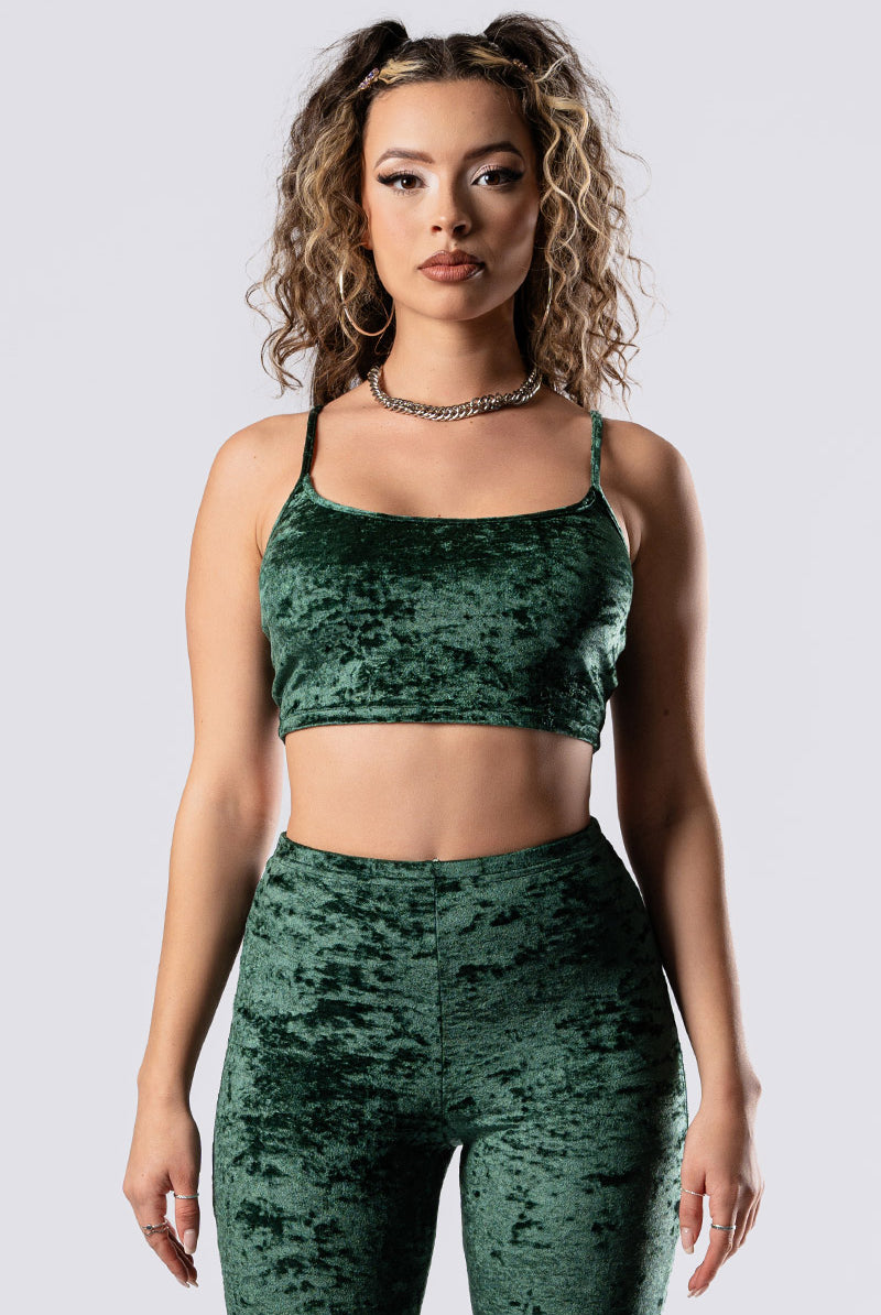 moss-babe-flare-pants-set-green-velvet-close-view