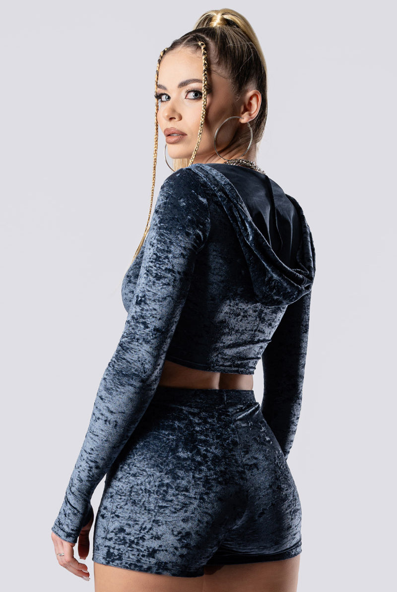nightshade-lace-up-crop-top-blue-velvet-back-side-view