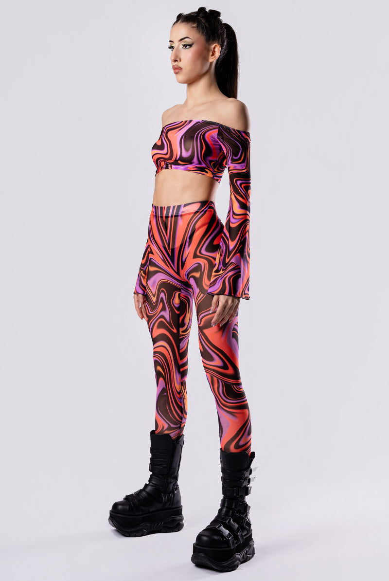 peach-blush-leggings-side-view