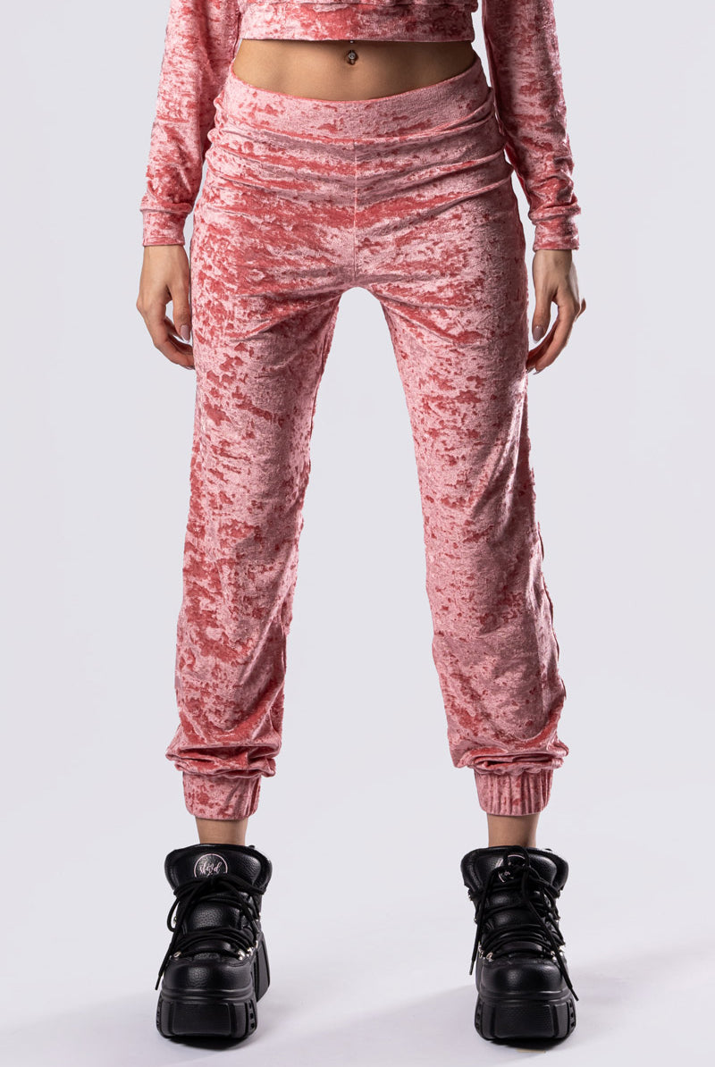 pink-champagne-joggers-pink-velvet-front-close-view