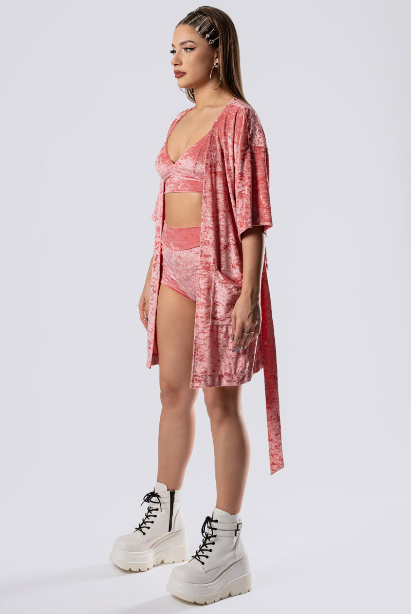 pink-champagne-robe-pink-velvet-side-view