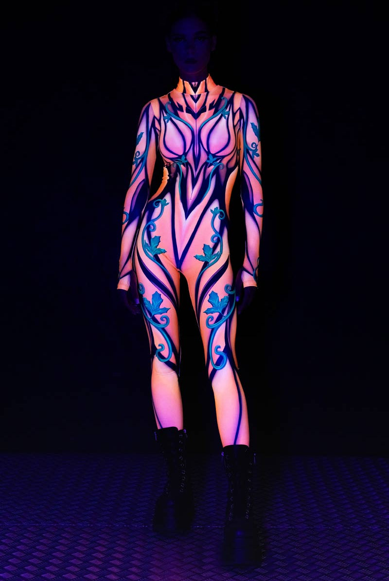 pumpkin-costume-front-view-uv