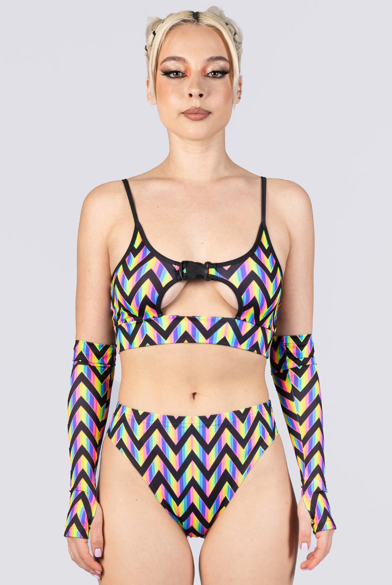 rainbow-zig-zag-mesh-skirt-set-close-view