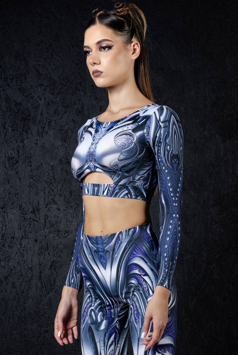 silversteel-warrior-long-sleeve-crop-top-side-view
