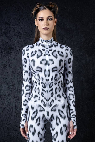 snow-leopard-costume-close-view