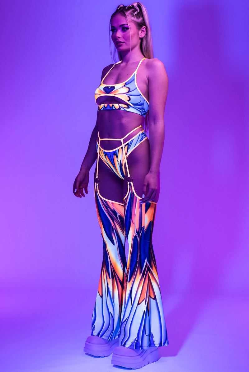 solar-bloom-o-ring-chaps-side-view-uv