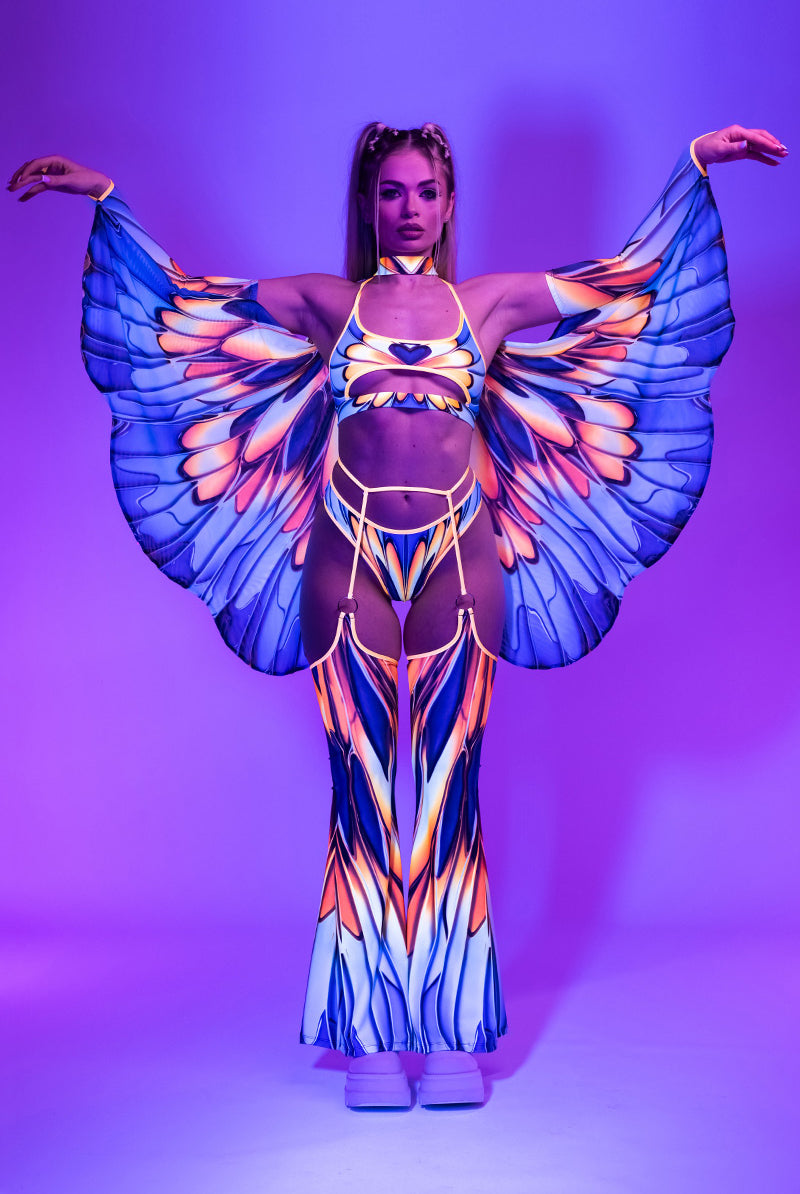 solar-bloom-wings-front-view-uv