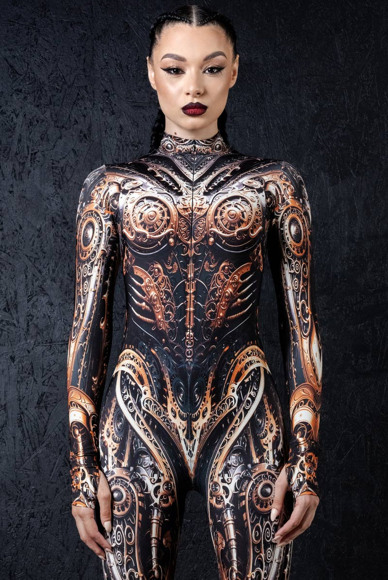 steampunk-traveler-costume-close-view