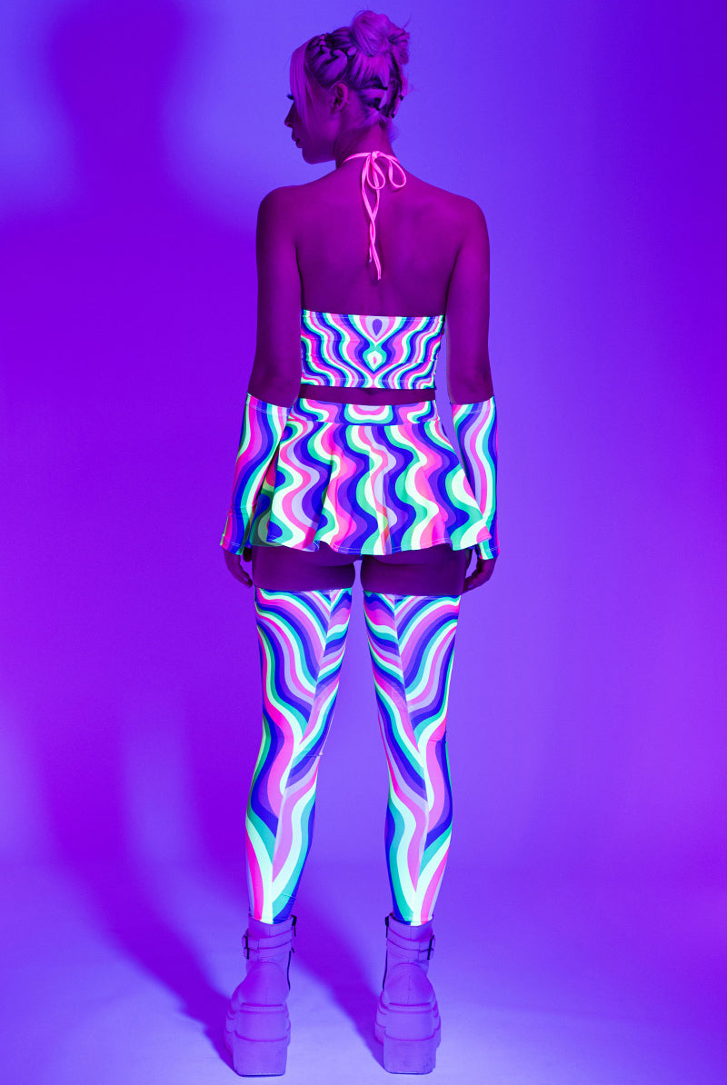 wavy-baby-v-string-crop-top-back-view-uv