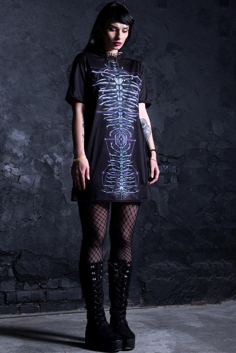 devil-alien-spine-t-shirt