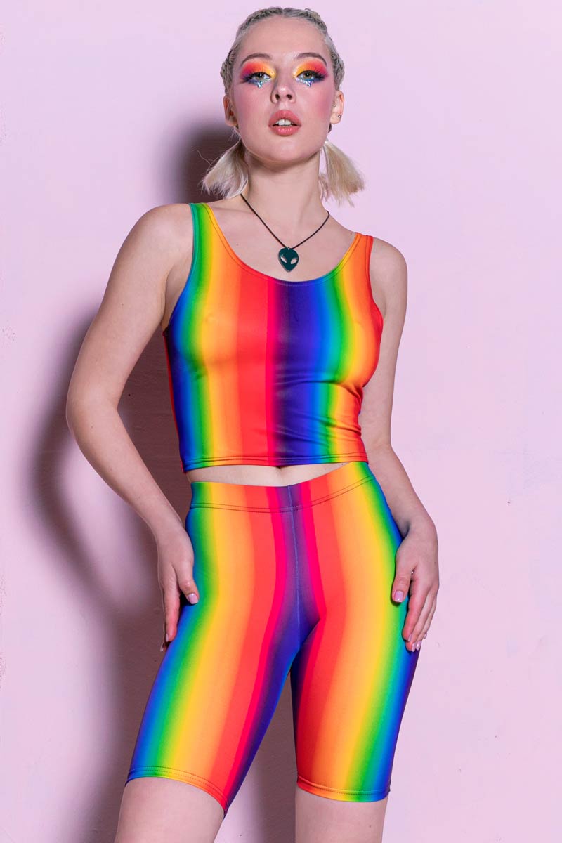 Expressive Rave Looks: 8 Unique Outfit Ideas