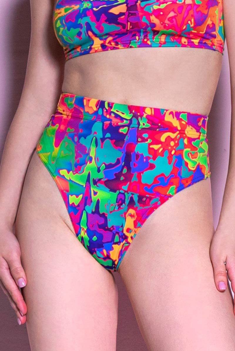 Rainbow Splashes Thong Shorts Set Close View